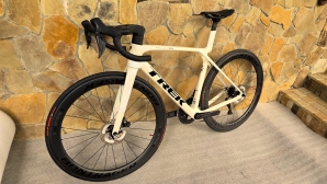Trek Madone SLR 7 Gen 8 (Ett 545)