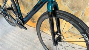 Trek Checkpoint SL 7 eTap