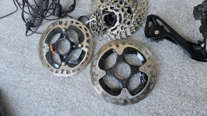 Shimano Ultegra 8070 Di2 disc 11s