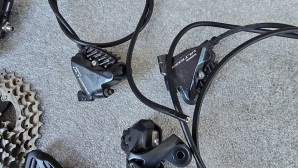 Shimano Ultegra 8070 Di2 disc 11s