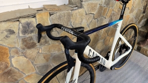 Canyon Aeroad CFR Ultegra Di2 (Ett 572)
