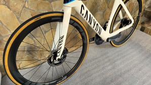 Canyon Aeroad CFR Ultegra Di2 (Ett 572)
