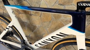 Canyon Aeroad CFR Ultegra Di2 (Ett 572)