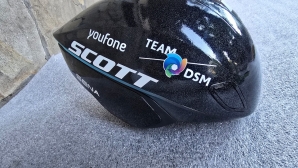 Scott Split Plus time trial helmet